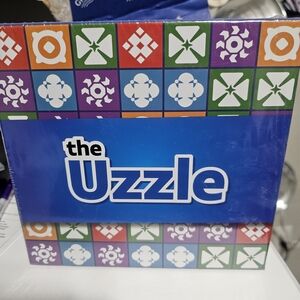 NEW SEALED The Uzzle Board Game $60 retail l! Family Gane night or great Christm